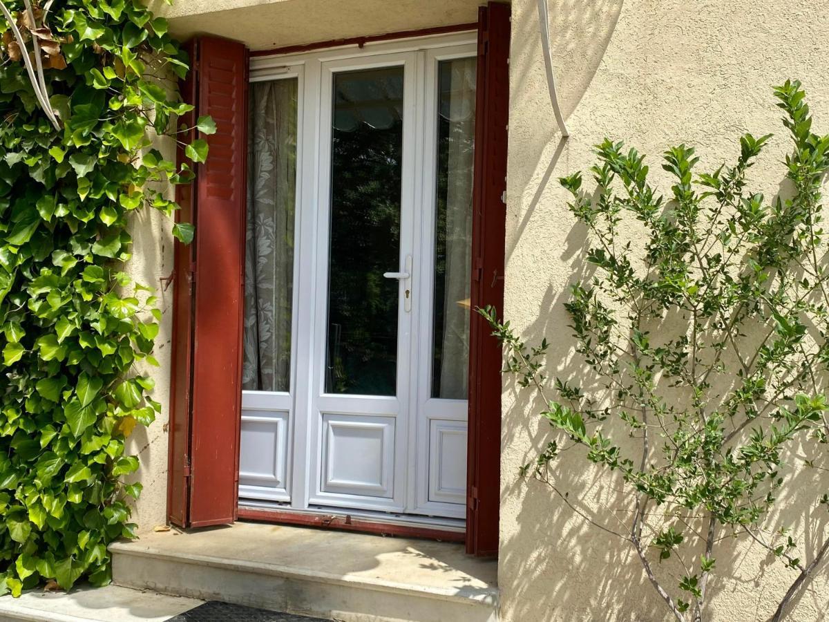 Appartement F3 De 60 M² Au Rez De Chaussee D'Une Villa Vezenobres ภายนอก รูปภาพ